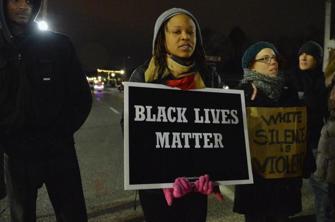 Manifestantes en una marcha racial en Ferguson.