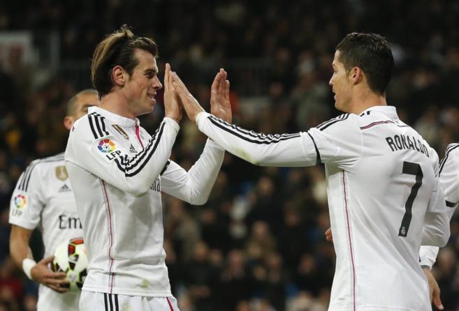 Bale y Cristiano celebran el segundo gol del Madrid.