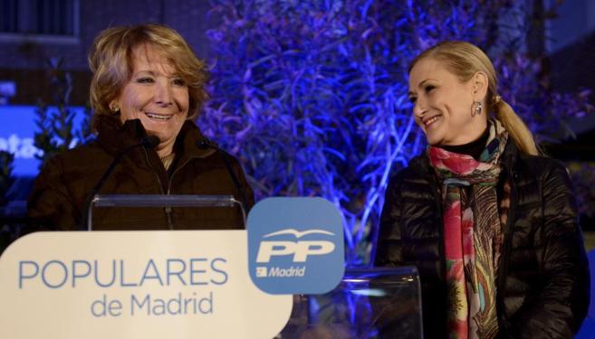 Esperanza Aguirre (izq.) y Cristina Cifentes, en un acto conjunto del...