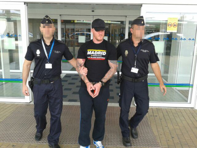 Detenido en Fuerteventura el primero de los 10 fugitivos más buscados por  Reino Unido | España | EL MUNDO