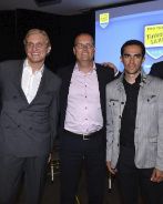 Oleg Tinkov (izq), junto a Bjarne Riis (centro) y Contador.