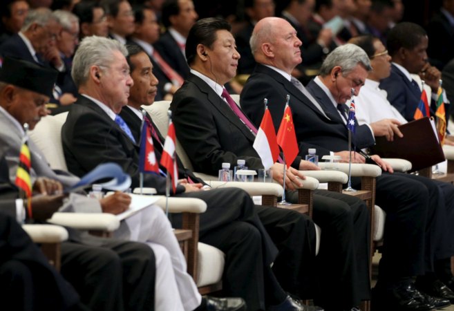 El presidente chino, Xi Jinping, en el centro, durante la ceremonia de...