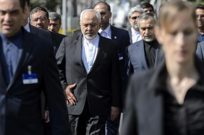 El ministro de Exteriores iraní, Mohamad Yavad Zarif, durante un...
