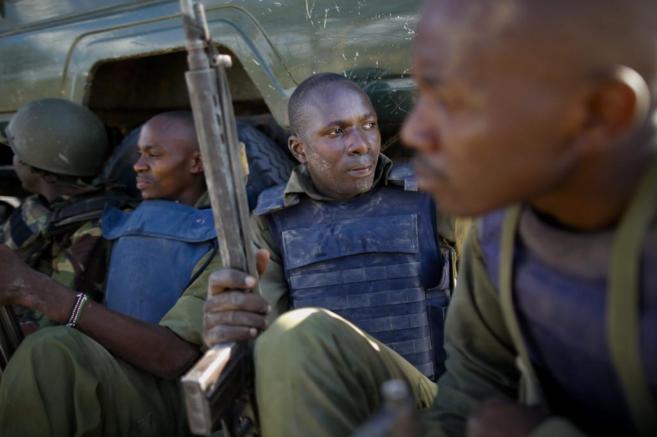 Soldados de las Fuerzas de Defensa de Kenia, en Garissa.