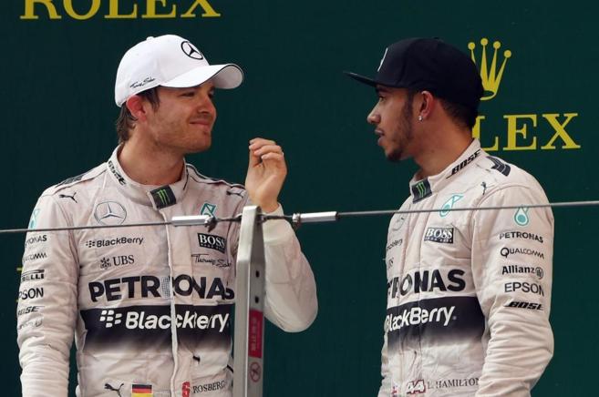 Rosberg y Hamilton, tras la disputa del Gran Premio de China