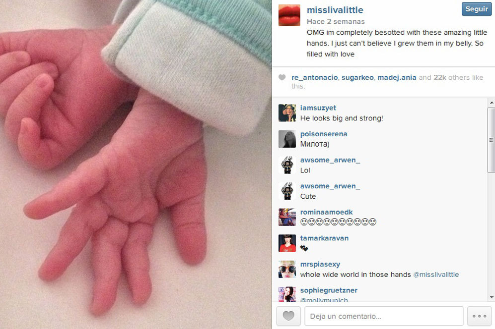 Las manos del hijo de Liv Tyler fueron lo primero que vieron sus fans.