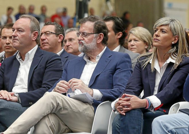Mariano Rajoy, junto a Fabra y Snchez Zaplana en el acto de...