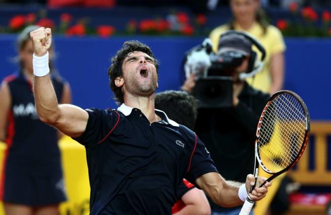 El tenista espaol Pablo Andjar muestra su felicidad tras batir a...