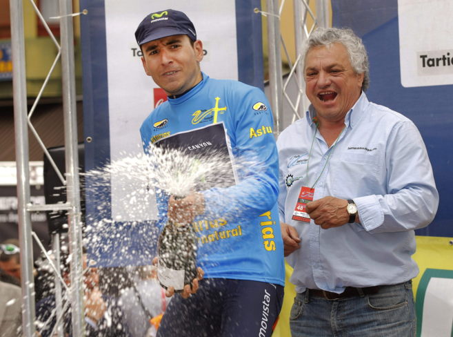 Igor Antn, del Movistar, con el maillot de lder en Asturias.