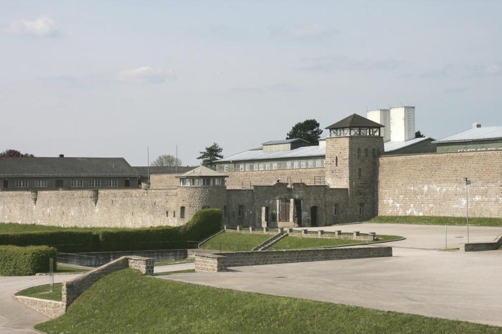 Exterior del campo de Mauthausen.