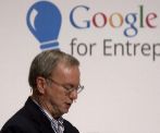 El presidente ejecutivo de Google, Eric Schmidt, durante una...