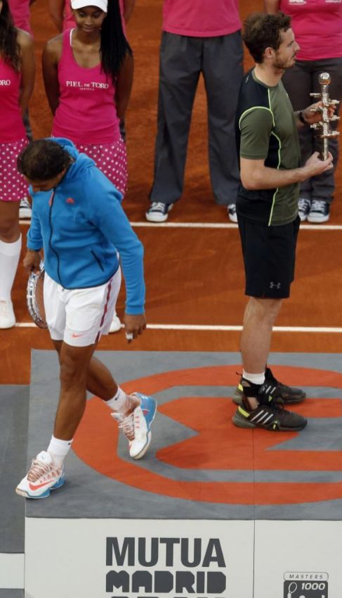 Nadal y Murray, con sus trofeos en Madrid.