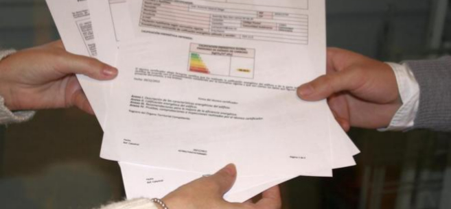 Imagen de un documento que desarrolla el certificado de eficiencia...