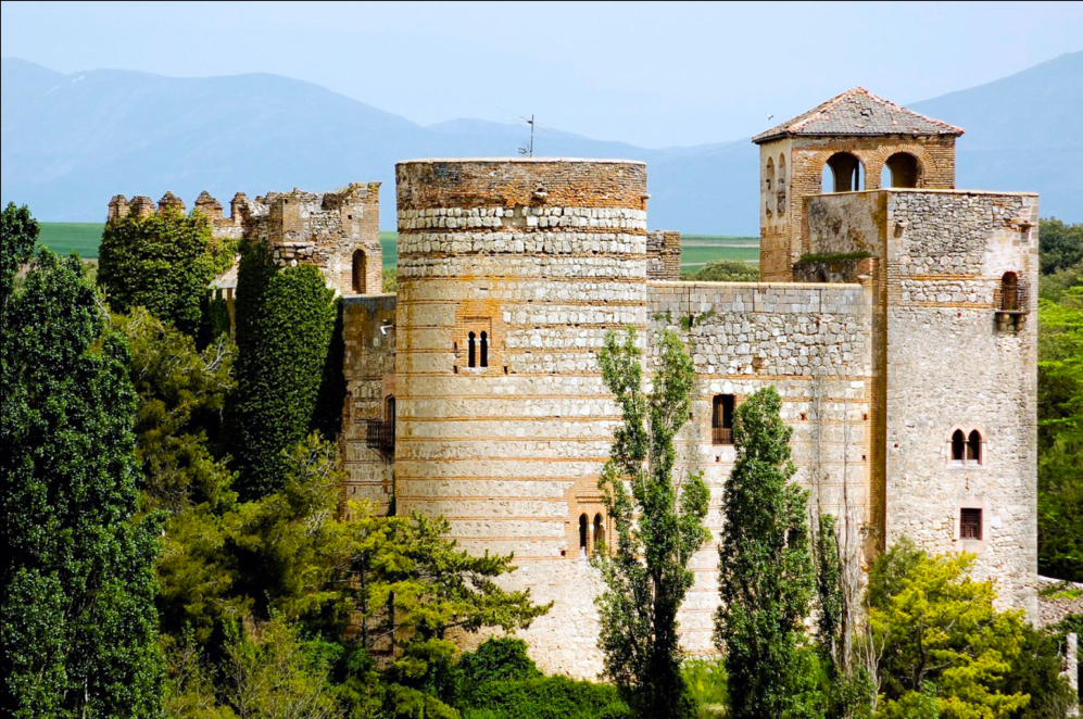 Castillo del Condado de Castilnovo (Segovia). Precio: 15.000.000...