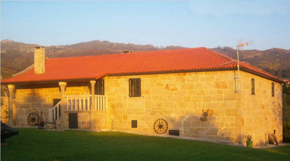 Monasterio de monjas en Cotobade (Pontevedra). Precio: 600.000 euros.