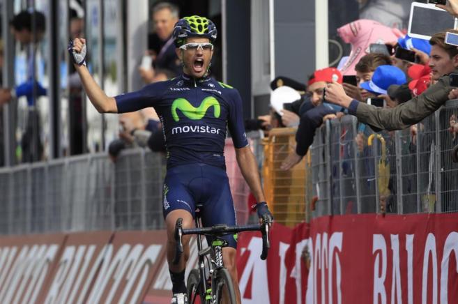 Intxausti celebra su victoria en la octava etapa del Giro.
