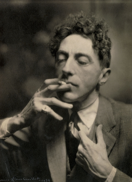 LAURE ALBIN GUILLOT (1879-1962). 'Retrato de Jean Cocteau' (1939) .