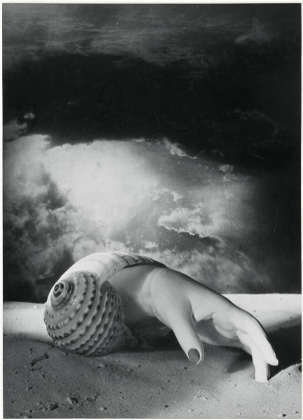 DORA MAAR (1907-1997). Untitled (Hand and Shell, 1934).