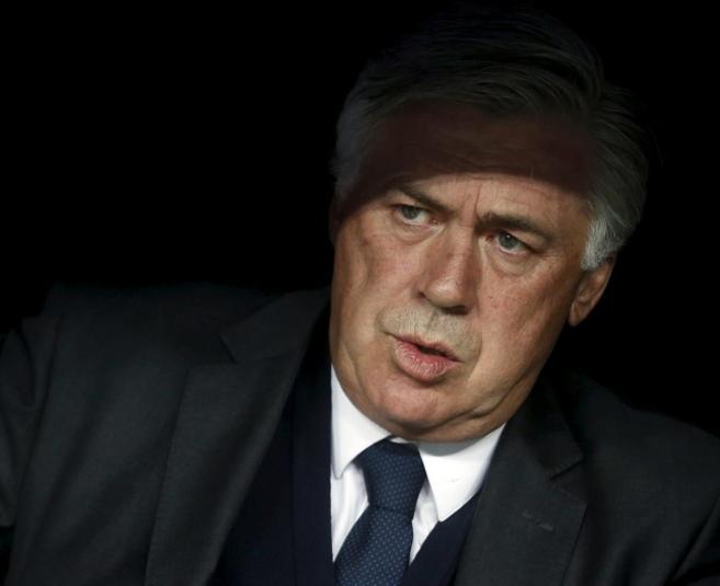 Carlo Ancelotti en el banquillo del Real Madrid el da de la vuelta...