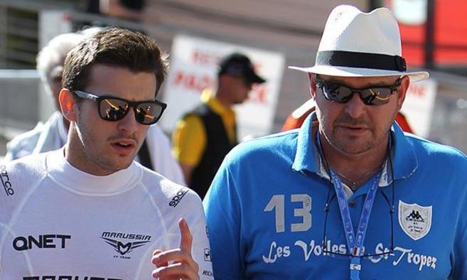 Jules Bianchi  junto a su padre Philippe en el GP de Mnaco, donde...