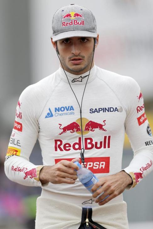 Carlos Sainz, en el paddock de Montecarlo.