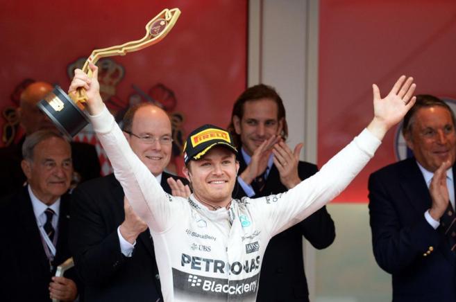 Rosberg celebra su victoria en mnaco.
