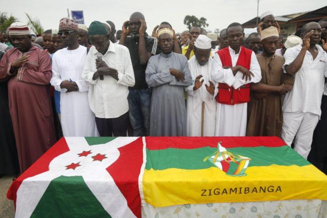 La comunidad musulmana de Burundi despide al lder opositor Zedi...