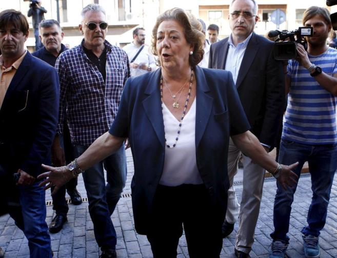 La alcaldesa de Valencia en funciones, Rita Barber, ayer, antes de...