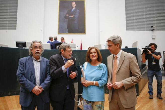 Ana Botella junto a ngel Prez (IU), Jaime Lissavetzky (PSOE) y...
