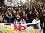 Estudiantes chilenos protestan por la gratuidad de la educacin...