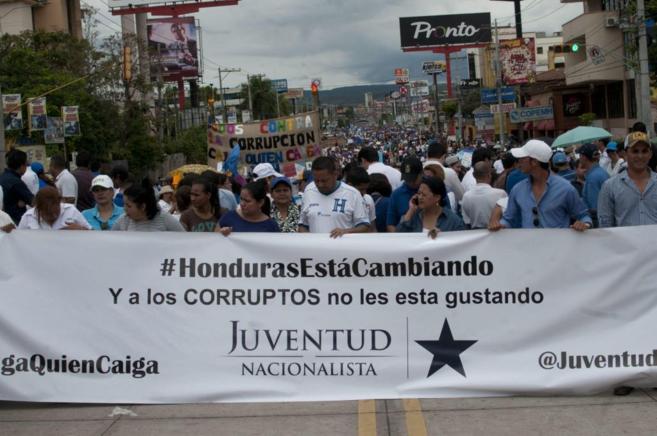 Manifestantes protestan en Tegucigalpa contra la corrupcin en...