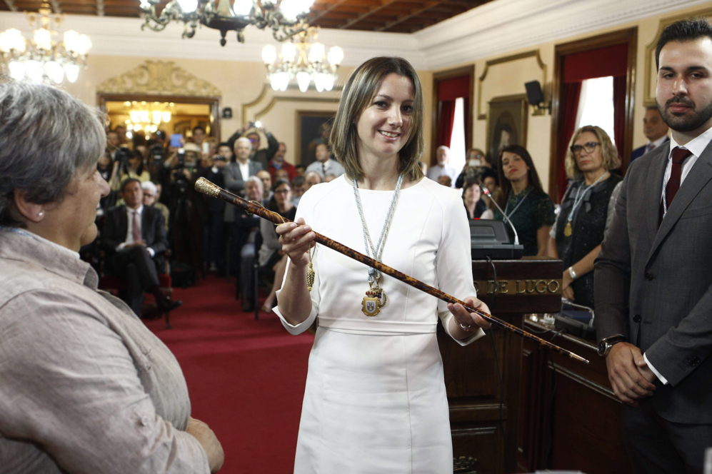 Lara Mndez, que se ha convertido hoy en la primera alcaldesa de la...