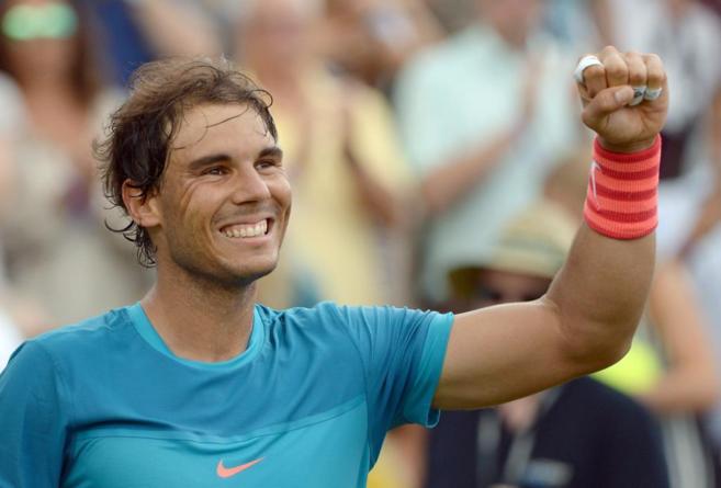 Rafael Nadal celebra su victoria de ayer frente a Monfils en Stuttgart