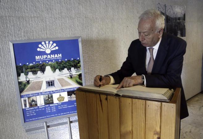 Jos Manuel Garca-Margallo, en el Museo Nacional de Hait, en...