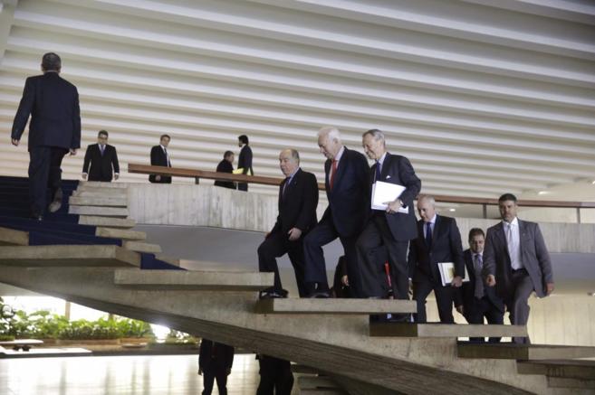 Jos Manuel Garca-Margallo, con su homlogo Mauro Vieira en...