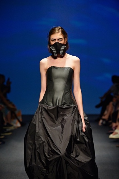 La contaminación china inspira la moda | Internacional | EL MUNDO