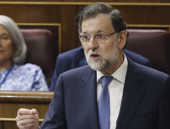 Mariano Rajoy, durante la sesión de control en el Congreso de los...