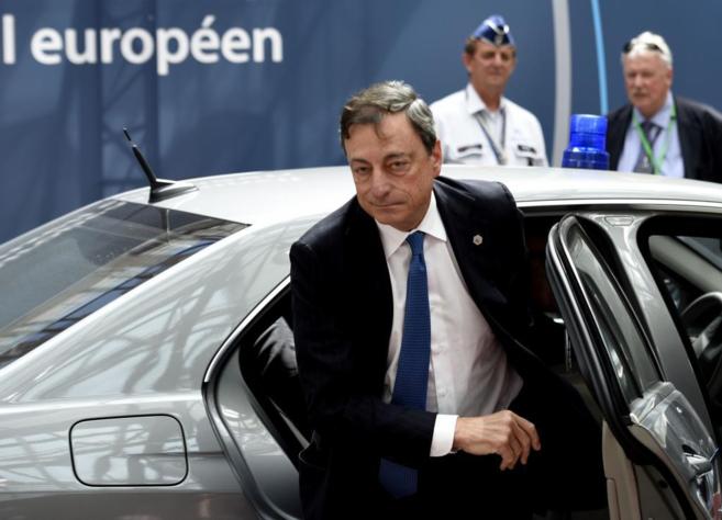 El presidente del CE, Mario Draghi, llega al Eurogrupo el pasado...