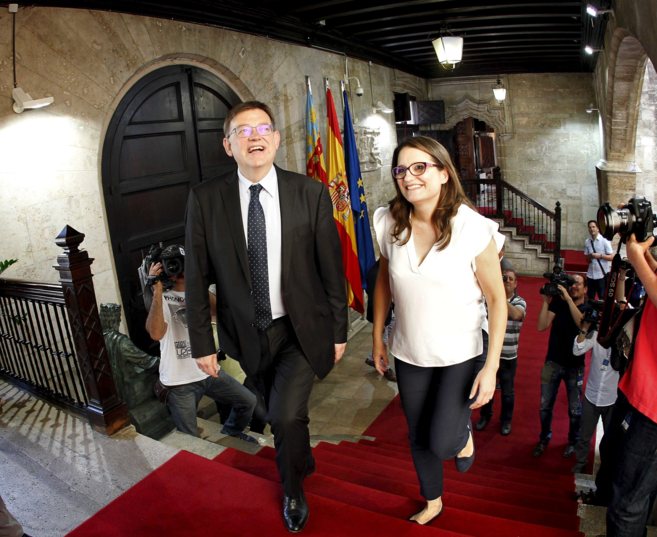 Ximo Puig y Mnica Oltra, ayer en el Palau de la Generalitat.