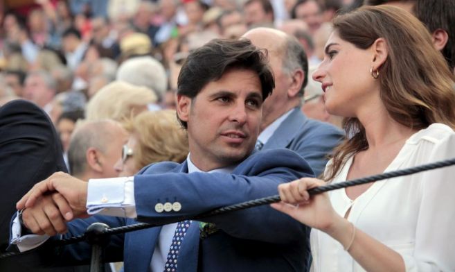 Francisco Rivera y su esposa, en una imagen reciente.