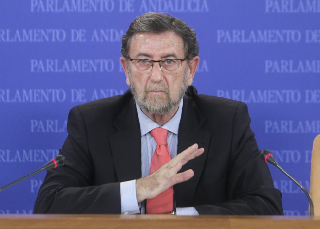 El socialista Manuel Gracia, nuevo presidente del Puerto de Sevilla,...