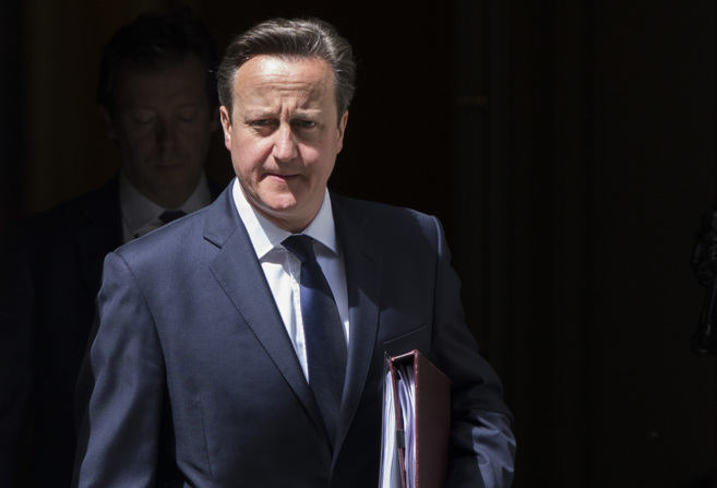 El primer ministro britnico David Cameron al salir del nmero 10 de...