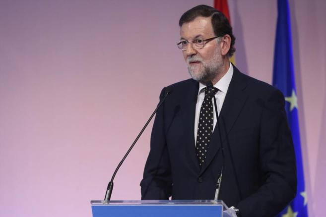 El presidente del Gobierno, Mariano Rajoy, durante su intervención en...