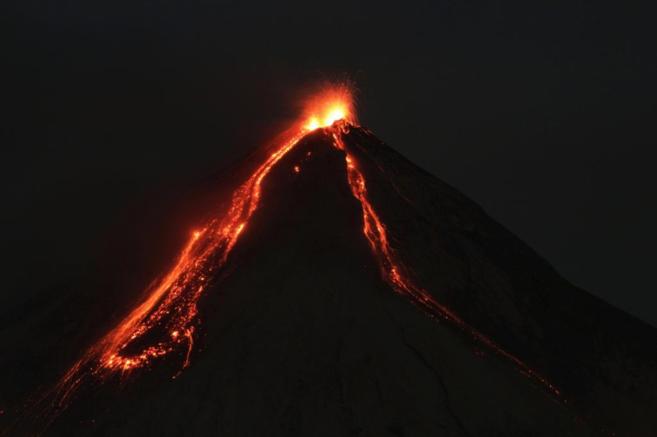 Erupcin del volcn de Fuego en Guatemala