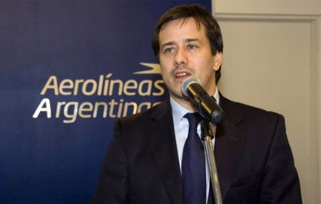 Mariano Recalde, presidente de Aerolneas Argentinas y candidato a la...
