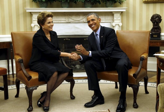 La presidenta Dilma Rousseff y su homlogo Barack Obama, en la Casa...