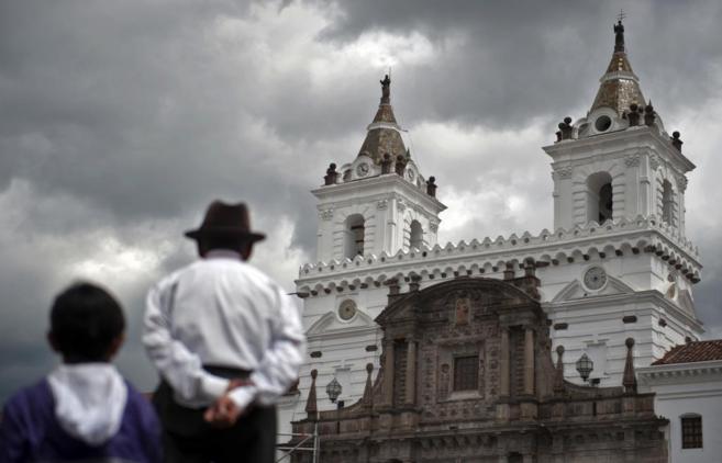 La Iglesia de San Franciso de Quito, horas antes de la llegada del...