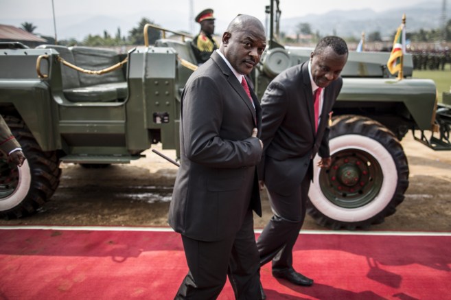 El reelegido presidente de Burundi, Pierre Nkurunziza, en la...