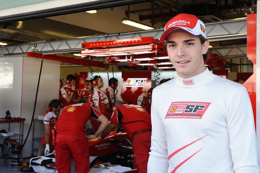 Su primer da como piloto de pruebas de Ferrari el 16 de noviembre de...