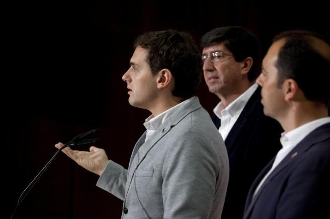 Albert Rivera con Juan Marn, portavoz del partido en Andaluca, en...
